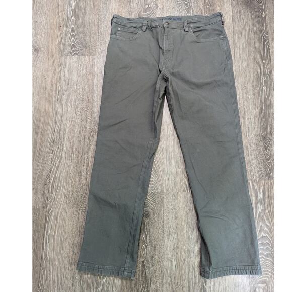 Duluth Trading Men's Fire Hose Sage Green Stretch Five Pocket Jeans Size 40x32 - Picture 1 of 4
